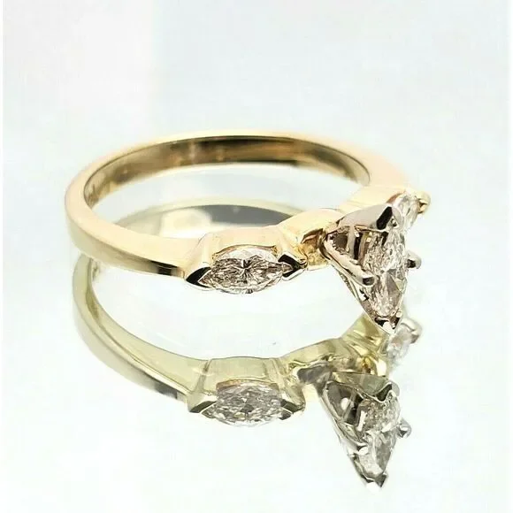 WOMEN'S 14K YELLOW GOLD & MARQUISE DIAMOND ENGAGEMNT RING